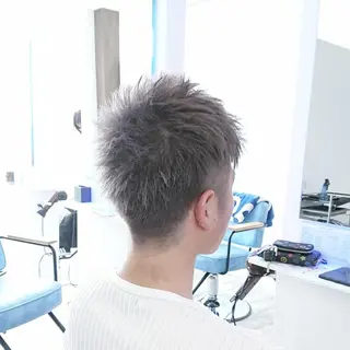 メンズ ショート カラー 小林 伸行のヘアスタイル