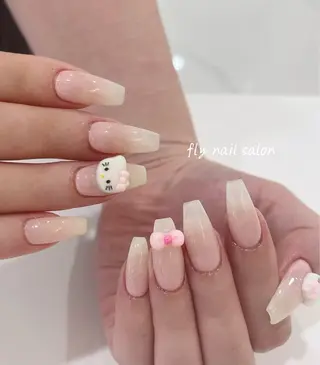 ネイル FLY Nail Salonのネイルデザイン