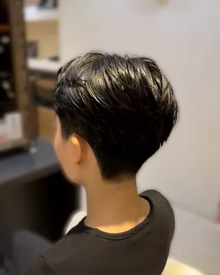 ショート パーマ メンズ YUKI🇰🇷 カルマ／ダウンパーマのヘアスタイル