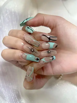 ネイル VIVIAN リサのネイルデザイン