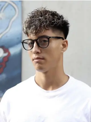 ショート カラー ヘアアレンジ パーマ メンズ キッズ ネイル マツエク・マツパ アイブロウ メンズ専門/パーマ/ フェード/みづきのヘアスタイル