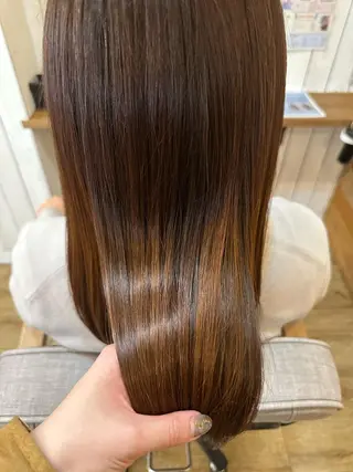 ミディアム 髪質改善/艶髪/ 透明感カラー/サラのヘアスタイル