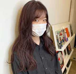 ロング カラー LINE.ai所属・mei／周南 ／ぷつっと／レイヤーのヘアスタイル