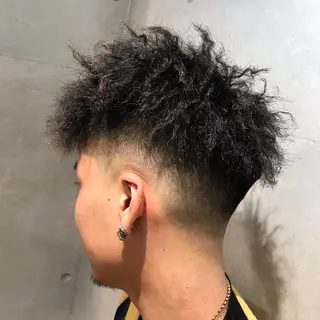 ショート パーマ メンズ 及川シゲル 髪質改善講師のヘアスタイル