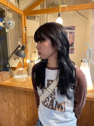 ロング カラー アラマキ フウカのヘアスタイル