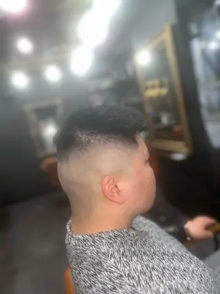 ショート 108 【ワンオーエイト】所属・✂︎横浜 関内 良輝 特殊ヘア💈のヘアスタイル