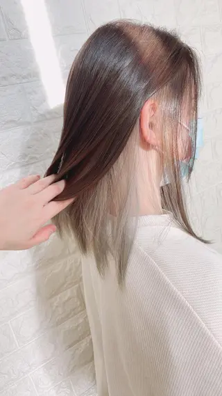 セミロング カラー 福森 みずきのヘアスタイル