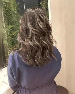 ロング Dimo＆所属・ハイライトカラー /ダイスケのヘアスタイル