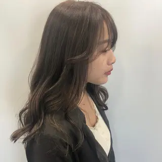 セミロング 組藤 沙奈のヘアスタイル
