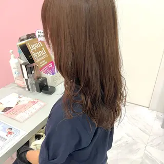 セミロング パーマ 小谷野 真優のヘアスタイル