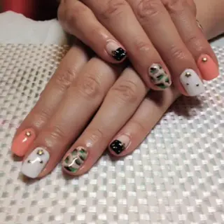 井上 さおりのネイルデザイン