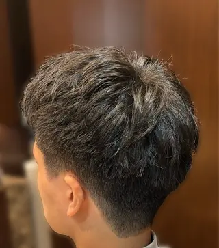 ショート ヘアモードキクチ神田日銀通り店所属・根尾 海咲のヘアスタイル