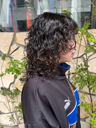 セミロング AOI ハイトーン/ボブのヘアスタイル