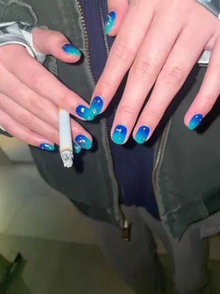 ネイル moca心斎橋所属・˚✧⁺⭐︎༚moca miyuu⁎⁺˳✧༚のネイルデザイン