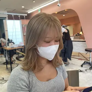 ミディアム カラー nameless miichiのヘアスタイル