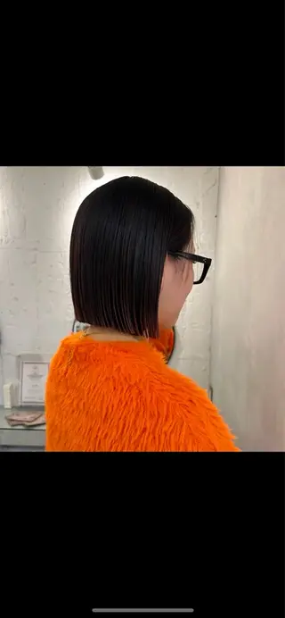 ショート カラー 切りっぱなしボブ🪐 Anzuのヘアスタイル