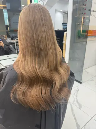 ロング カラー ナチュラル透明感✨/ LAPIS  REOのヘアスタイル
