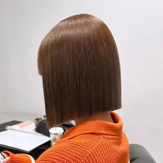カラー Mio｜ぱつっとボブ ｜髪質改善ストレートのヘアスタイル
