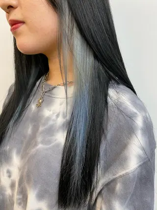 ロング fons'所属・ナガイ アヤのヘアスタイル