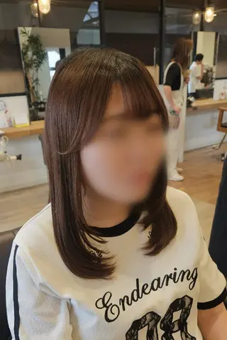 セミロング カラー 関口 友菜のヘアスタイル
