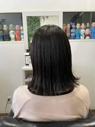 ミディアム SHINYA シンヤヘアーズのヘアスタイル