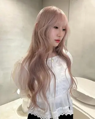 ロング PELE 梅田 ANNEX 大阪梅田茶屋町店 ダブルカラー/ブリーチ/ハイトーン【ペレ】所属・梅田/ハイトーン/ Juriのヘアスタイル