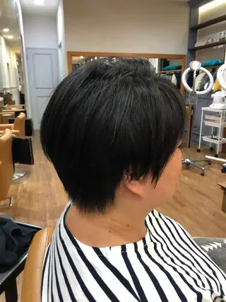 ショート ひろせ かなのヘアスタイル