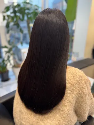 ロング 片山 優芽のヘアスタイル