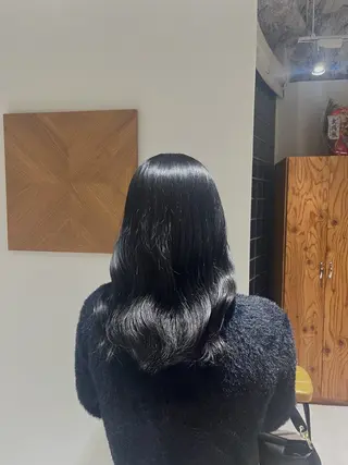 カラー asuka 大阪梅田のヘアスタイル