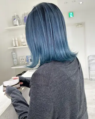ショート カラー ito. ブリーチ/髪質改善のヘアスタイル