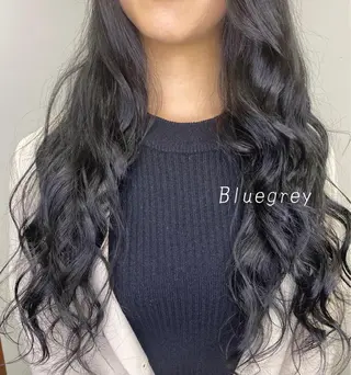ロング カラー ヘアアレンジ HAIRSALONLOOP所属・川上 麻梨阿のヘアスタイル