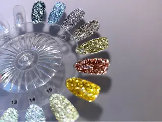 ネイル NINEnami ニュアンスネイルのネイルデザイン