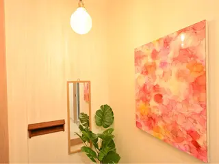 マツエク・マツパ 1ヶ月後も半分残る 高持続LEDエクステのマツエク・マツパデザイン