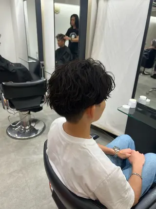 パーマ メンズ fifth神宮前 HIN★T★のヘアスタイル