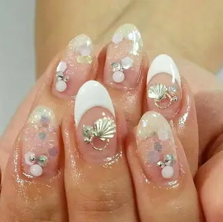 ネイル MALCAnail(マルカネイル)所属・荒木 莉奈のネイルデザイン