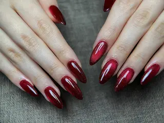 ロング トゥー フエンのネイルデザイン