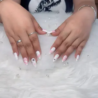 ネイル Nailsalon Lightsのネイルデザイン
