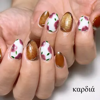 ネイル καρδιά -ｶﾙﾃﾞｨｱ-のネイルデザイン