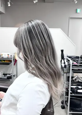 セミロング カラー 🫧【公式】 Lig.横浜🫧のヘアスタイル