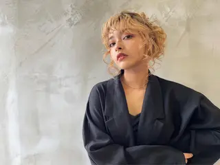セミロング カラー _WHITE+ 南海難波店所属・水素カラー/ 髪質改善水素/そらねのヘアスタイル