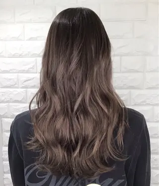 セミロング カラー 🤍透明感カラー🤍 Moeのヘアスタイル
