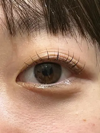 マツエク・マツパ Cure所属・三澤 朱里の眉毛・アイブロウイメージ