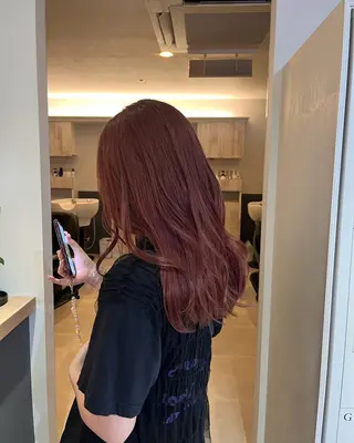 セミロング yohaku misakiのヘアスタイル