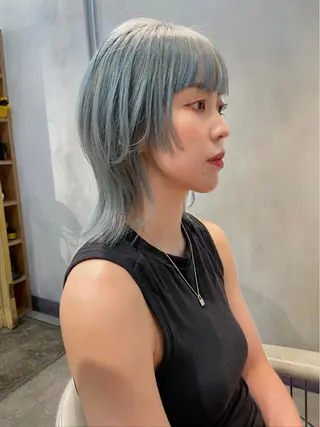 ショート カラー SALOWIN所属・ブリーチ✨ ボブ✨レイヤーのヘアスタイル