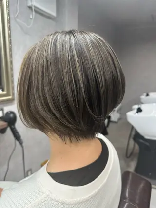 ショート カラー Lien 深井店のヘアスタイル
