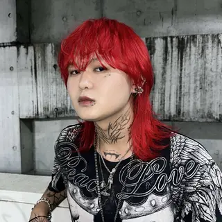 ミディアム カラー ハイトーン/ウルフ /エクステ/ましろのヘアスタイル