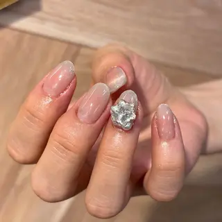 ネイル ネイルサロン カーニバルマニア 明石店所属・宇久 澪のネイルデザイン