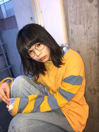 ミディアム 縮毛矯正専門店店長 佐々木動画モデル募集のヘアスタイル