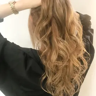 ロング カラー ✨ハイトーン✨透明感 ✨生神　優季のヘアスタイル
