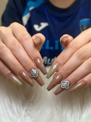 ネイル Nienail_ Luxeのネイルデザイン